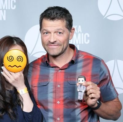 love @mishacollins💙and Rachel💜Gisher👽Heller📘📗Gif maker💻Miniature artist🧐