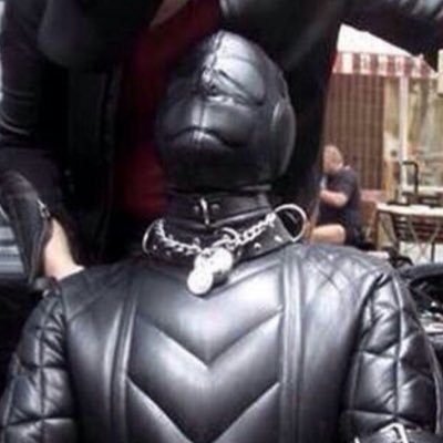 slv_dw's profile picture. an object,  a human cigar ashtray and forced smoke pig