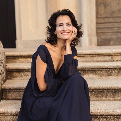Marieclairens's profile picture. Consulente d'immagine

Ti aiuto a trovare il tuo stile partendo dai colori.
#segretidibellezza #armocromia #bodyshape