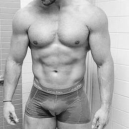 🔞 Single 30 something personal trainer and biker. Just tweeting hot ladies and kinky shit i like 🔞