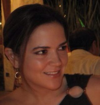 PaulaVictoriaK's profile picture. Passionate about running, life and design. It's the journey not the destination- Don Williams, Jr.