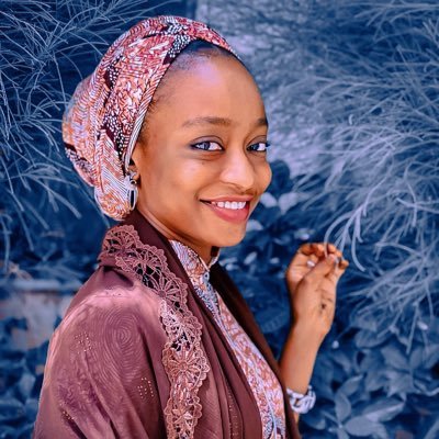 Bakatsiniyaa🏡 information scientist 🌎 ABU Alumni ❤ CEO @ ZEE'S Delicacies 😋😋journalist 📻Freedom Radio/DalaFM instagram Zainab_ai_bakori