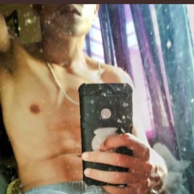 arthurlah111's profile picture. STRAIGHT AS FUCK