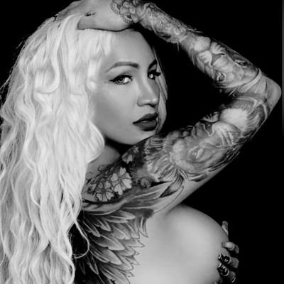 hacer un cambio en tu vida asusta
pero sabes lo mas asusta
lamentarte no haberlo echo 💄💋