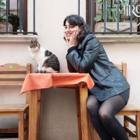 Hacer Özer (@haceerozer) Twitter profile photo