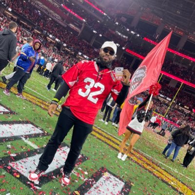 Videographer Photographer 📸Pace U Alumn 🏈 Find me in the Big 🍎♎️ From the 7️⃣🖐🏾7️⃣