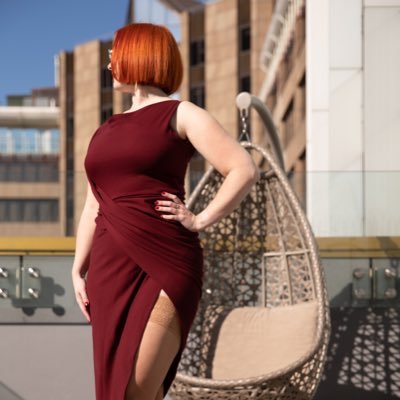 Your Emerald Isle. Lingerie nerd and London concierge
