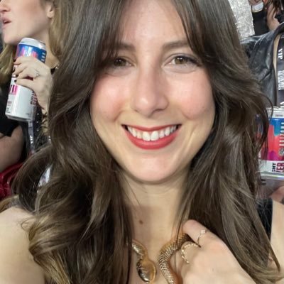 michmarquezz's profile picture. Just a small ad girl. Living in an ad guy world. She took the midnight train three cities over because she can't afford rent nearby her work. *guitar solo*