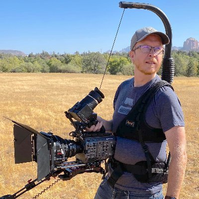Full-time shooter/editor for Rob Scallon.
Writer/Director of HAUNT SEASON.
He/him