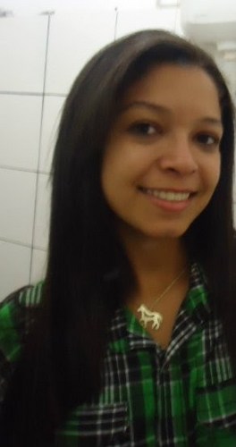 mir_lene18's profile picture. A partir do momento que você descobre realmente a pessoa que você é, o que falam sobre você já não tem tanta importância assim.