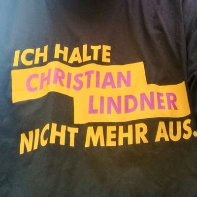 schneppes's profile picture. Hilft ja nix!, #Amtifaschist #Gedenkstättenfahrten, #Öko-Kram. Fahre gerne #Bahn und mache von Beruf irgendwas mit #Fahrrädern und #Verkehrswende.  Hier Privat.
