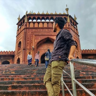 Kh_faraz00's profile picture. Hope is a good thing, maybe the best of things. And no good thing ever dies.
||Medical Student | Aligarh||