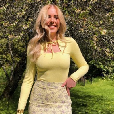 ErinJonathan13's profile picture. I like to travel and meet new people