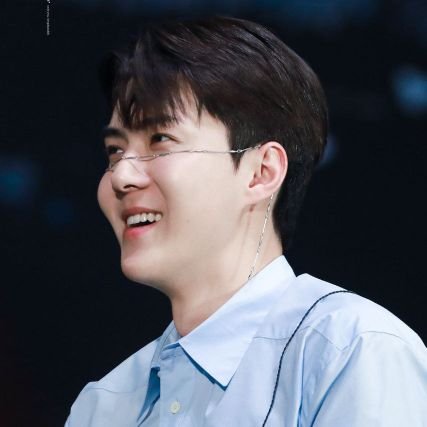 SUHO:People say that nothing lasts forever, but I believe that the love between EXO and EXO-L will last forever. Let us love each other forever.🥺💖
WE ARE~EXO