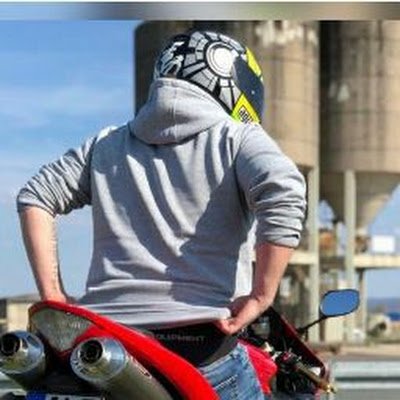 hofmannkim1990's profile picture. 