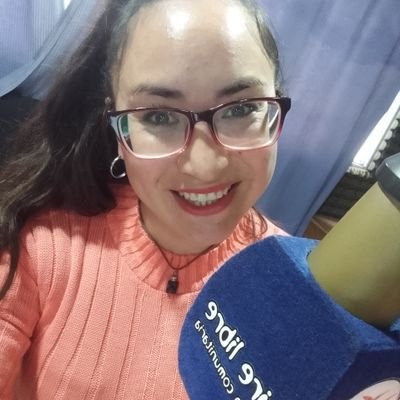 Periodista.
Técnico Superior en Periodismo Deportivo 😊🎙📻🎧💻📺
Locutora, Relatora y Comentarista.
Presentadora.
Amante del Deporte Adaptado e Inclusivo.