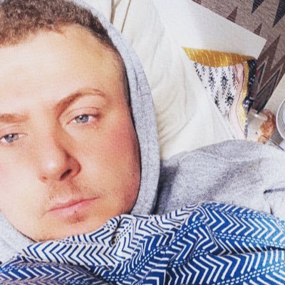 he/him, pretty miserable. old & sarcastic. gaymer, the sims 4 & gta5