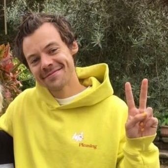 JulieFoust08's profile picture. 💚💙⚓🧭🏠🍋✌️
adult