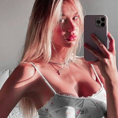 gwrldiors's profile picture. Bom dia?