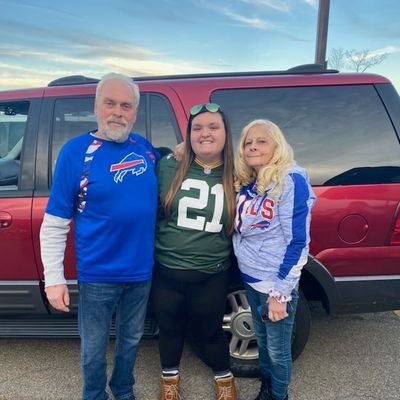 Bills mafia babe for life.Rangers fan who absolutely loves the sabers!!!!!!