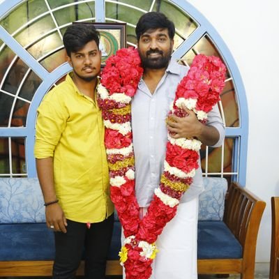 🙏ஜாதி மதம் கடந்து மனிதனன நேசிப்போம் மக்கள் செல்வன் விஜய் சேதுபதி ரசிகன் 🙏