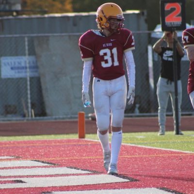 bchigh 26 🏈| 6’ 180|DB/Rb|. https://t.co/UPuKruENj7 Email: m.conley26@students.bchigh.edu