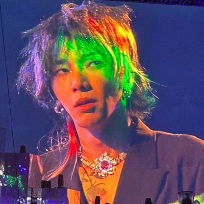 jmark_alienLu's profile picture. живу гиперфиксациями, но–
Hua Chenyu 华晨宇❤️
bl :blooming 8чувство itsay: ;;  тм, мд (sweet home) 17 nct b.a.p txt p1h tbz ateez ☆ // 20 y.o. ;; infp 
JOFAM🌻