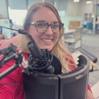 MKE➡️TUC➡️DAL Education Advocate 👩🏼‍🏫 Host of the podcast 🎙️Sprinkles of SEL✨   tweets are my own.