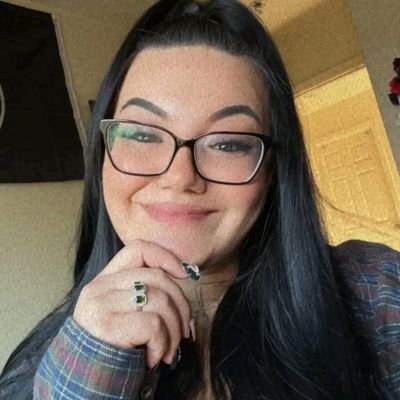 ruthwood101's profile picture. 