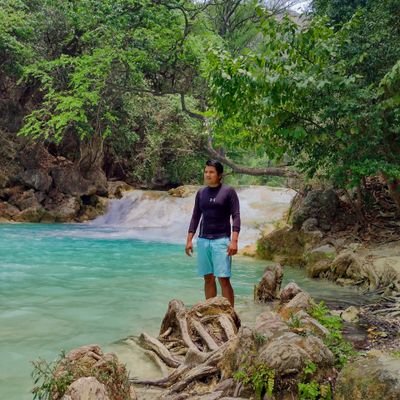 En este perfil primeramente a amamos Dios🙏✝️, correr🏃⛰️, los perritos🐕🐺 y ver triunfar a nuestros amigos💛🙌.
