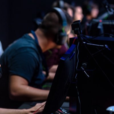 B1B1DjAN1CS's profile picture. Bulgarian HULK   playing with milky&maze