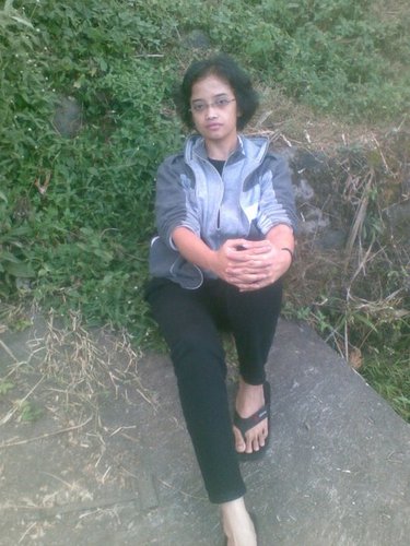 dhanyaputri's profile picture. I am just a simple girl.