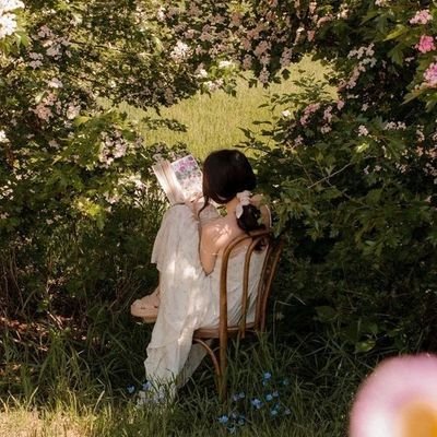 LinebylineAbby's profile picture. a safe space for my thoughts                                              

for the words that spoke to my heart