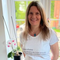 Lynne Cole (@lynne_cole_) 's Twitter Profile Photo