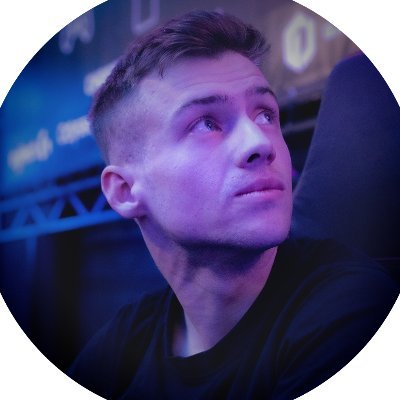 ezToxy's profile picture. 
