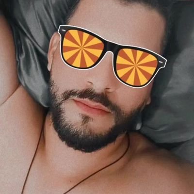 woshioliverx's profile picture. Surtando e me recuperando dos surtos...