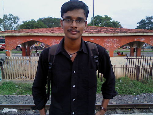 im mr.cool....doing my engineering  final year.....@s.a engg colg