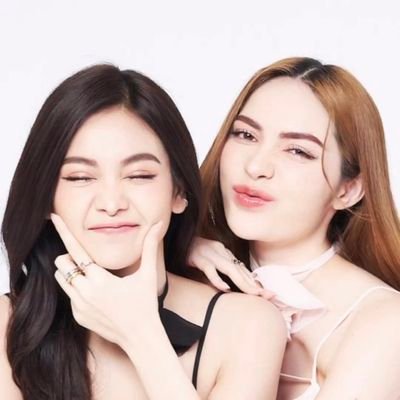 8JhxYiZKunrSDzR's profile picture. 