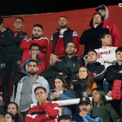 Hincha enfermo de huracán 🎈 PROHIBIDO SER CUERVO 🔪