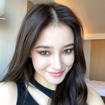 I'm a Merry.
gru is my bias.
bias wreaker
👇
jooe,ahin,hyebin,jane,nayun,
yeonwoo,daisy,taeha
forever 💖
i love MOMOLAND