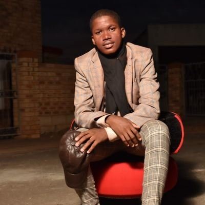 bofologi27331's profile picture. 