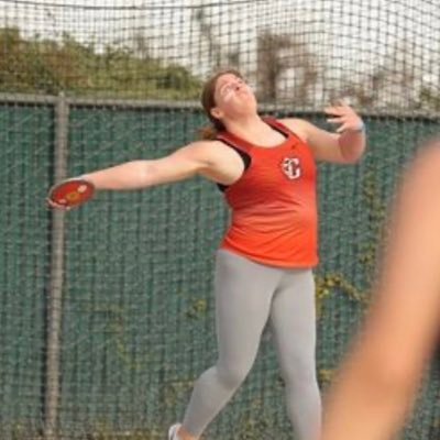 CHS Fresno 24' ~Discus: 135’1~Shot put: 36’5.5~ Hammer: 128’9~ Weight: 38'1 ~Academic GPA: 4.0~Email: BrooklynThrows24@gmail.com