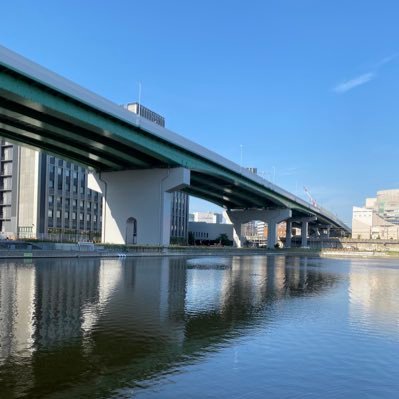 9b9xV9YUVi83180's profile picture. 