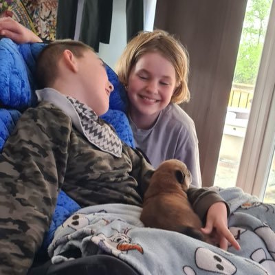 SamTarry09's profile picture. live life to the full