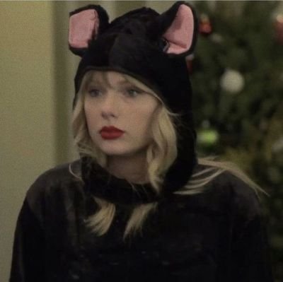 I love Taylor swift js thought u should know!!!
she/her/hers
