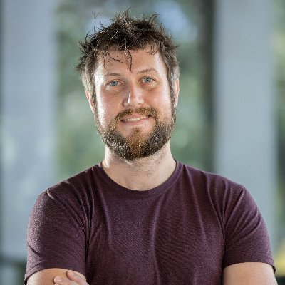 Nanomedicine researcher in Australia, focusing on molecular imaging and radiobiology theme leader of CAI at UQ.
Also avid runner, cyclist and husband