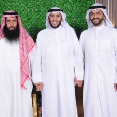 بكالوريوس علوم سياسية واعلام https://t.co/AluuIRvoPT رئيس اللجنة الإعلامية لنادي العلوم السياسية (2013/14)// عضو وحدة الدراسات الإمريكية(2010,11,12,13)