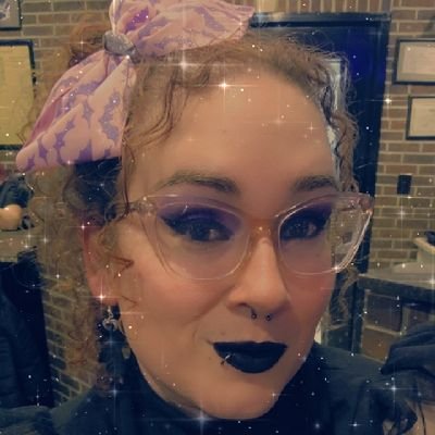 part time soulmate, full time problem 🖤🩶
she/her 💋

this bitch blocks terfs