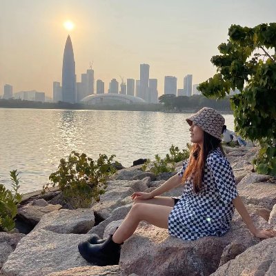 cc52354447's profile picture. Passionate about tennis 🎾 and skiing ⛷️.