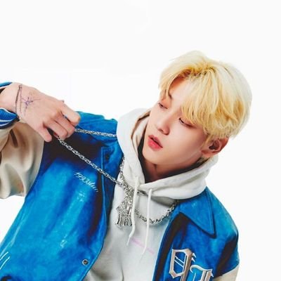⠀⠀⠀⠀⠀⠀mɥ boɥ's - ( 𝟸𝟶𝟶𝟶 ﹠ 𝟸𝟶𝟶𝟸 ). 💙☆
⠀⠀⠀⠀⠀⠀⠀⠀⠀⠀ only moa.💙